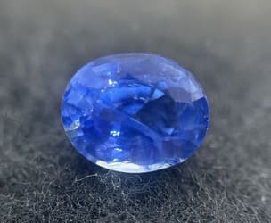 2.42 ct Blue Sapphire - Untreated - Sri Lankan