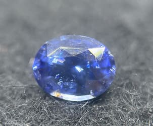 0.72 ct Blue Sapphire - Untreated - Sri Lankan