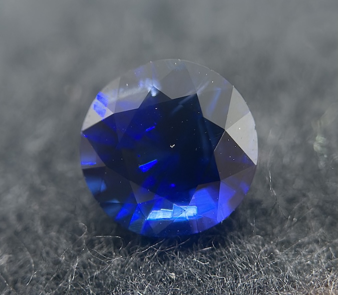 1.12 ct Royal Blue Sapphire - Untreated - Sri Lankan
